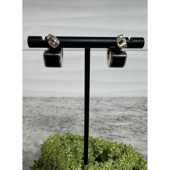 Vintage Sterling Silver Black Onyx Inlay Chunky Small Hoop Earrings - Picture 4 of 7